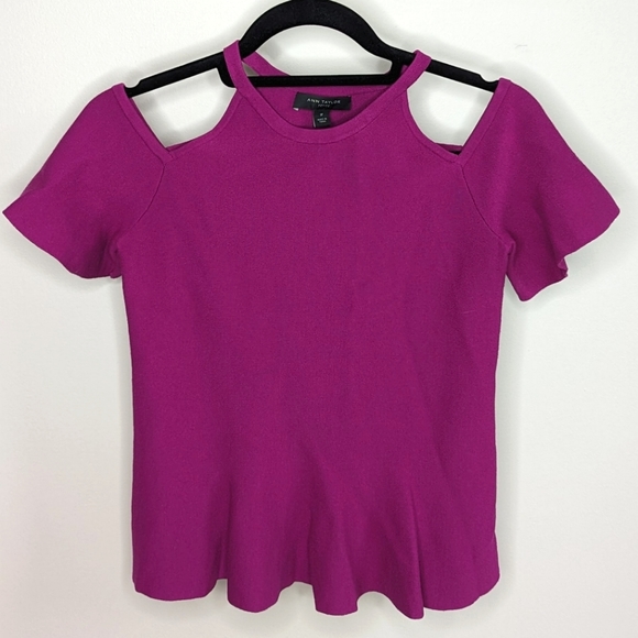Ann Taylor Cold Shoulder Peplum Top Size Small Petite - Picture 2 of 4